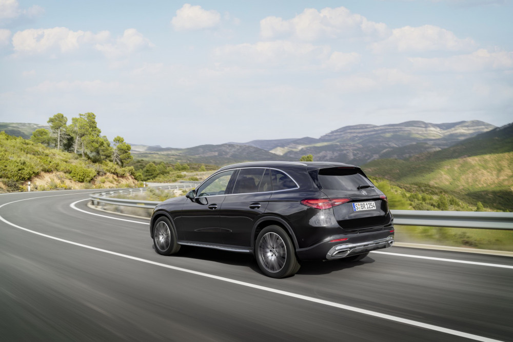 2023 Mercedes-Benz GLC