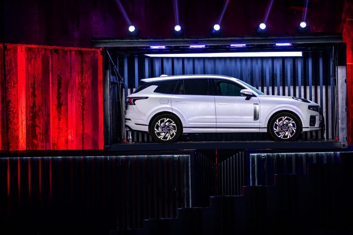 Lynk & Co 09 SUV