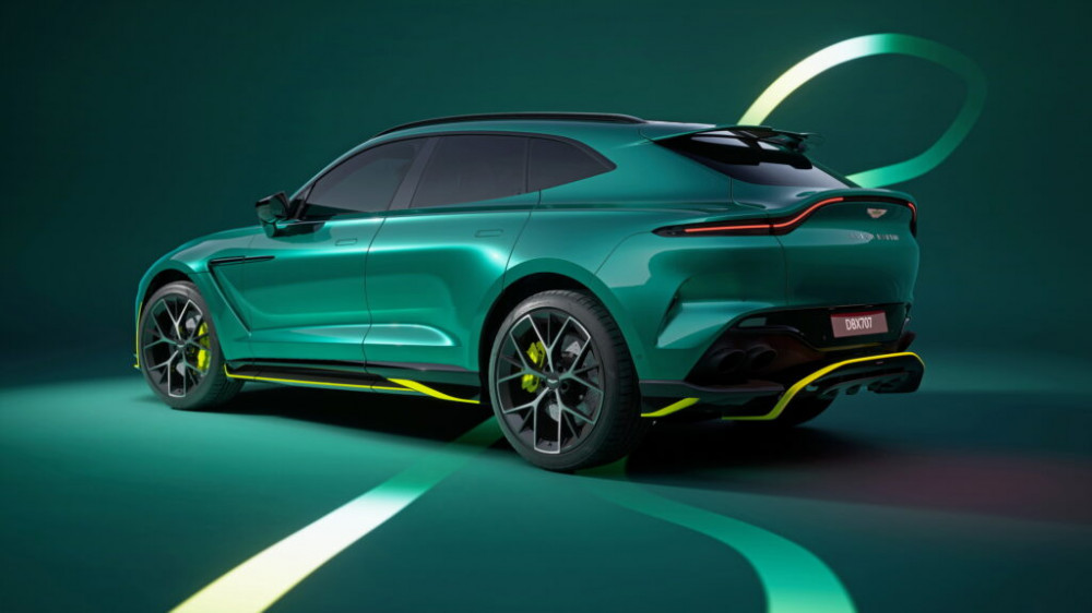 Aston Martin DBX707 AMR24