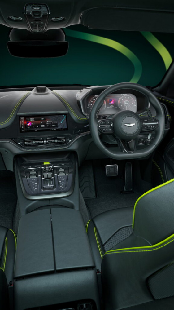 Aston Martin DBX707 AMR24