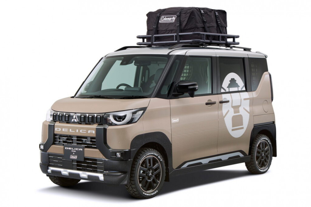 Mitsubishi Delica Mini x Coleman