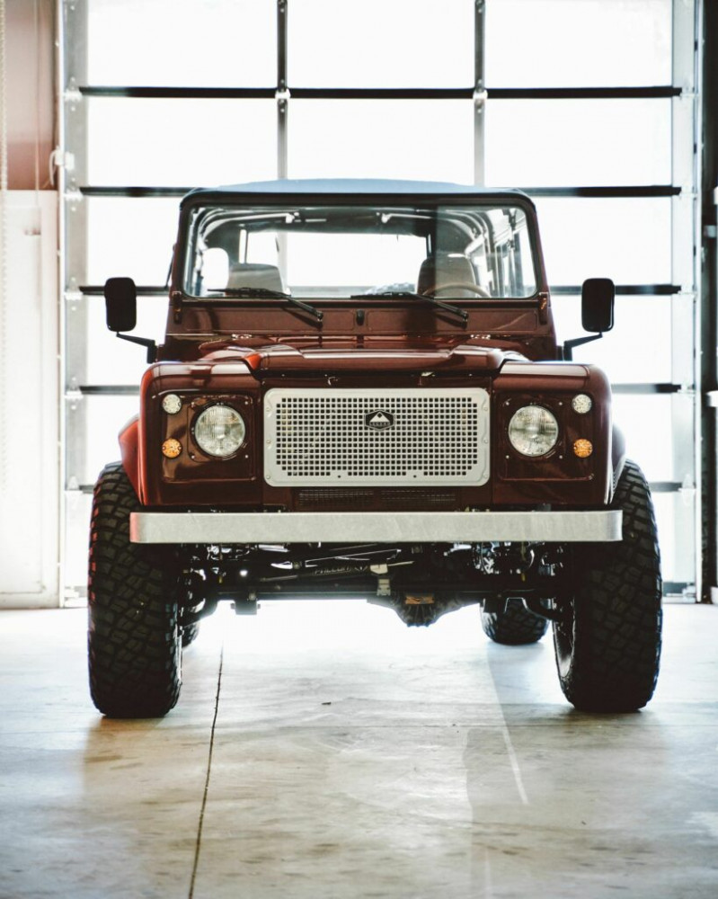 Land Rover Defender