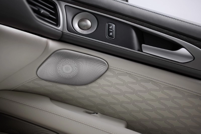 New Lincoln MKZ offers available concert-quality RevelÂ® audio with specially designed doors for optimal positioning of the speakers.