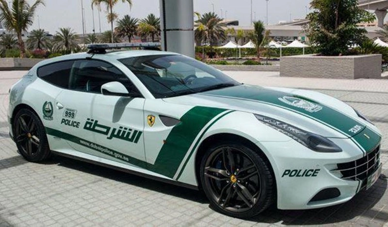 Ferrari-FF-Dubai-Police-1