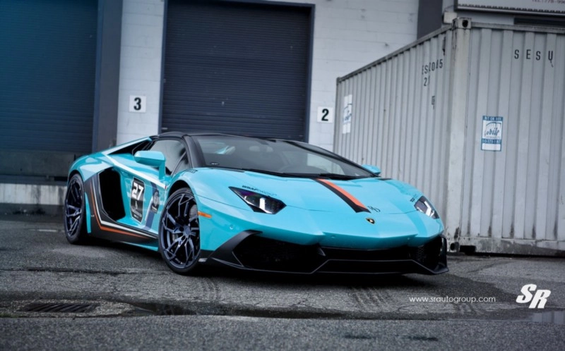 lamborgini-aventador-1