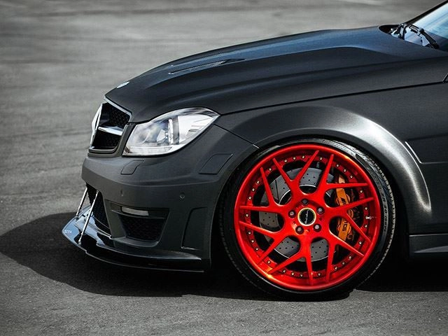 mercedes-benz-c63-amg-5