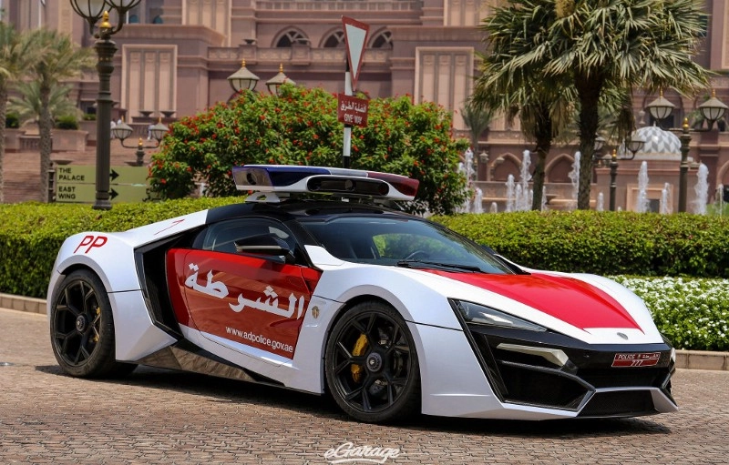 lykan-hypersport-police-car-3cf291ffacda042411-0-0-0-0-0