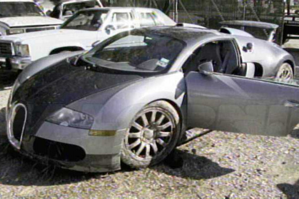 Read This Funny Story Of A Drowned Bugatti Veyron!