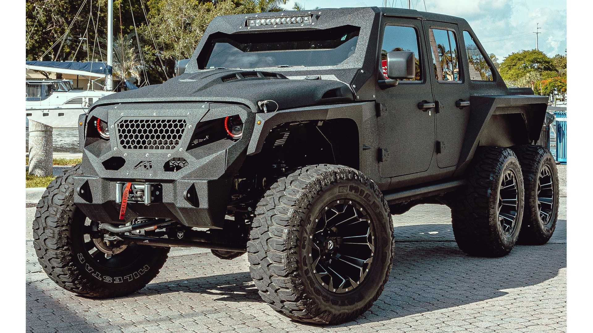 Jay Leno Tries A Jeep 6x6 Constructed By Florida's Apocalypse