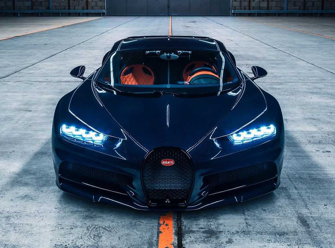 Bugatti Chiron Carbon