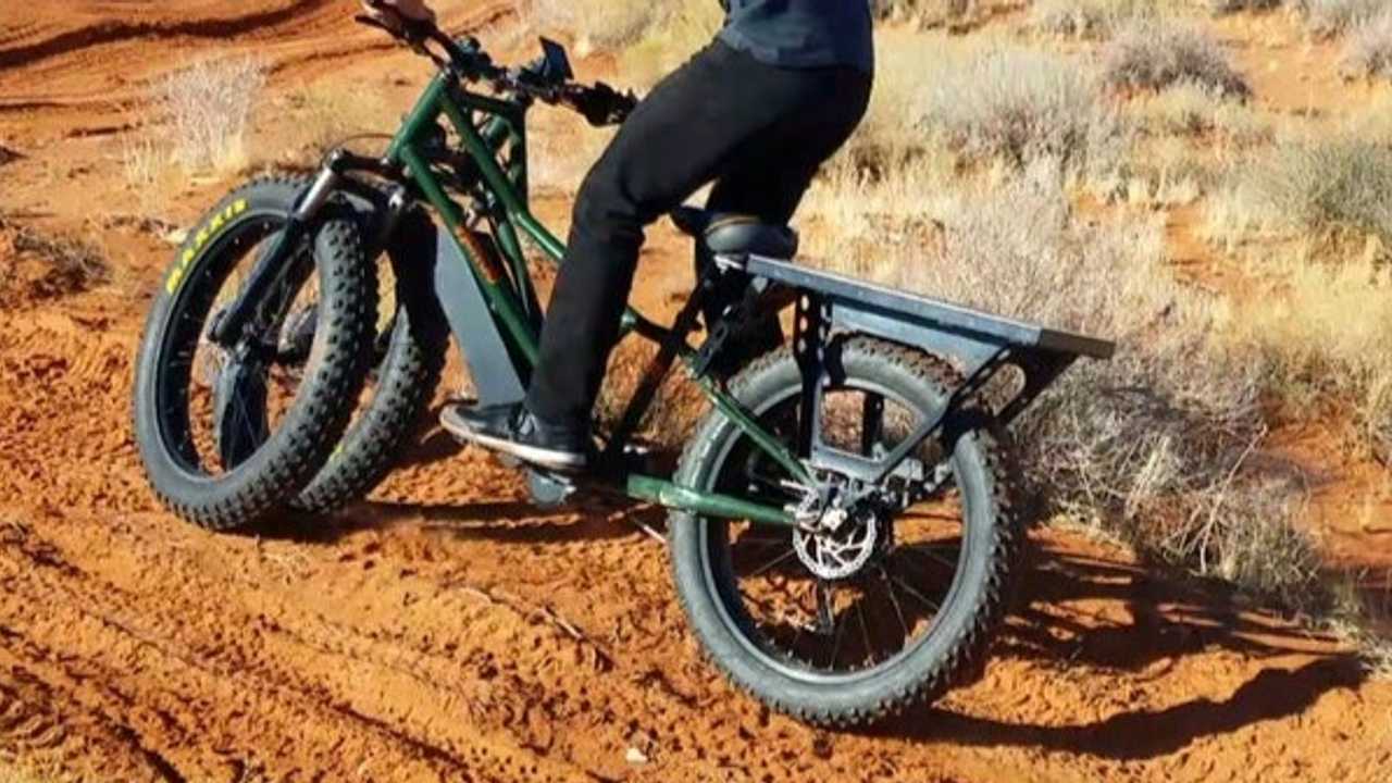 Rungu Dualie Is An Unusual Three Wheeled Electric Mountain Bike