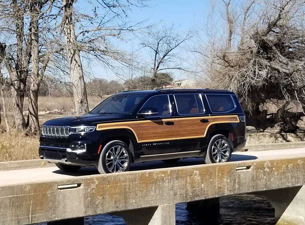 Grand Wagoneer long